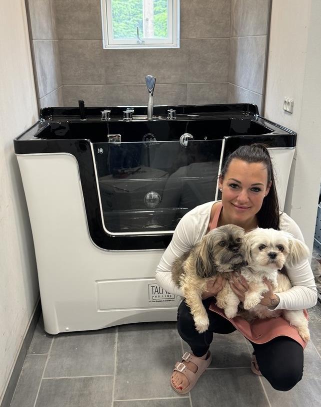 Louise Krogh er Hundekroens nye hundefrisør.